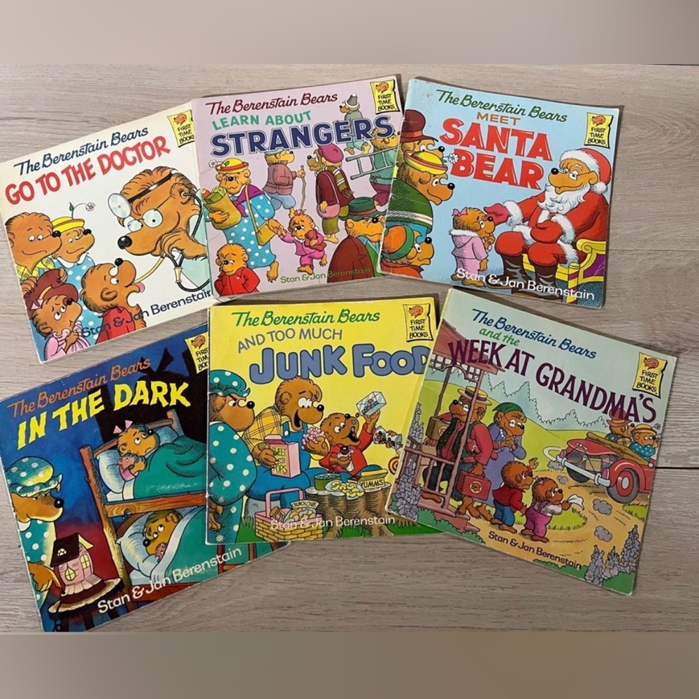 BERENSTAIN BEARS-  CHILDREN’S 80’S STORYBOOK SET